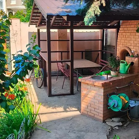 сдам номер в элитном районе совиньон Apartment Odessa