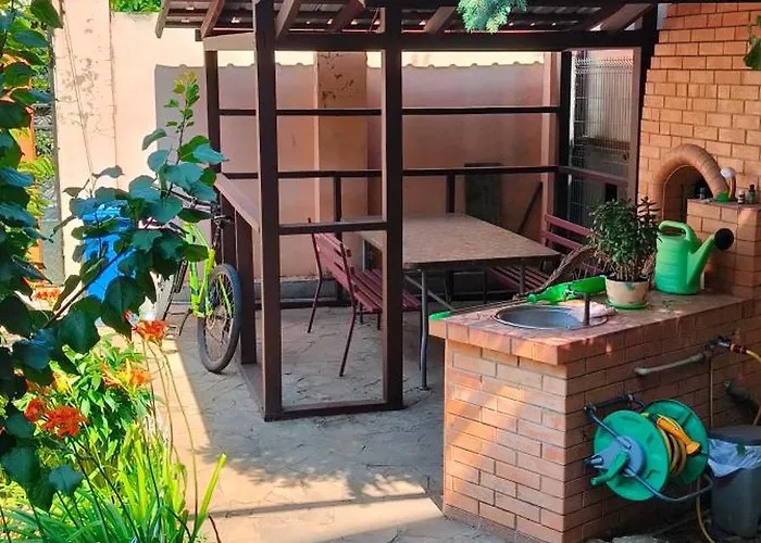 сдам номер в элитном районе совиньон Apartment Odessa